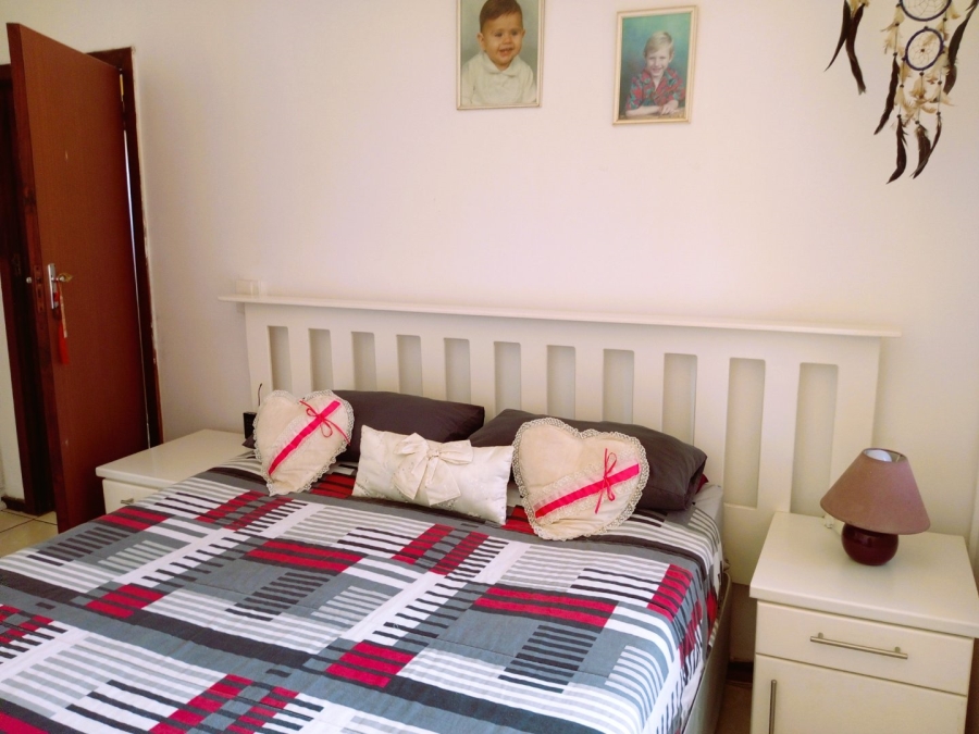 3 Bedroom Property for Sale in Amalinda North Eastern Cape